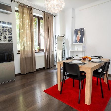 Cozy & Spacious Flat Near Victoriei Square Bucareste Exterior foto