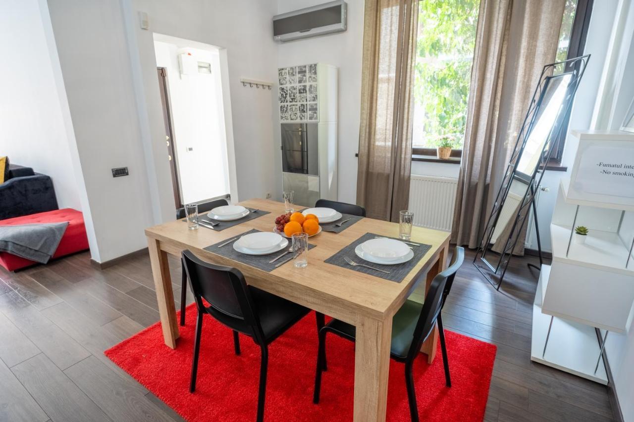 Cozy & Spacious Flat Near Victoriei Square Bucareste Exterior foto