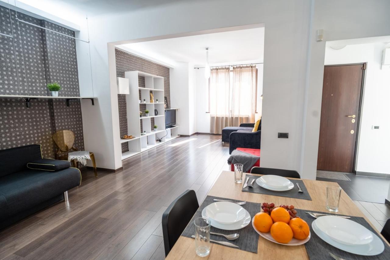 Cozy & Spacious Flat Near Victoriei Square Bucareste Exterior foto